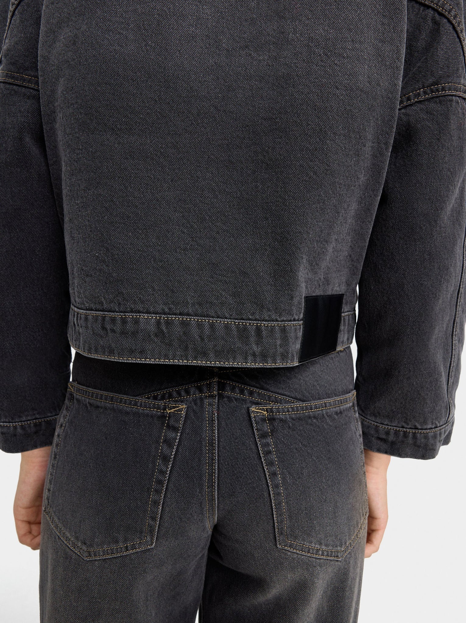 Pantalón vaquero efecto lavado