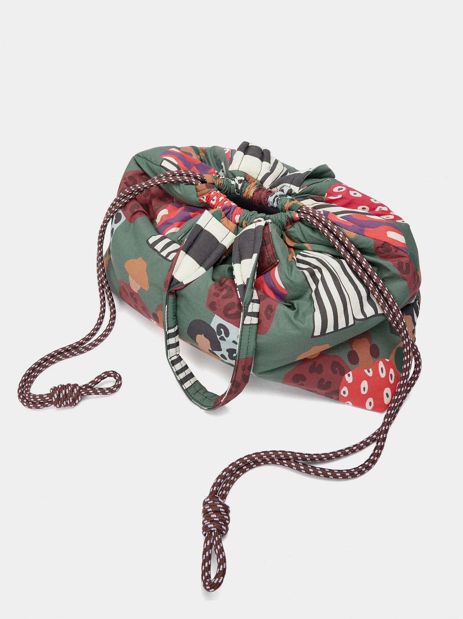 Bolso shopper estampado de nylon reversible