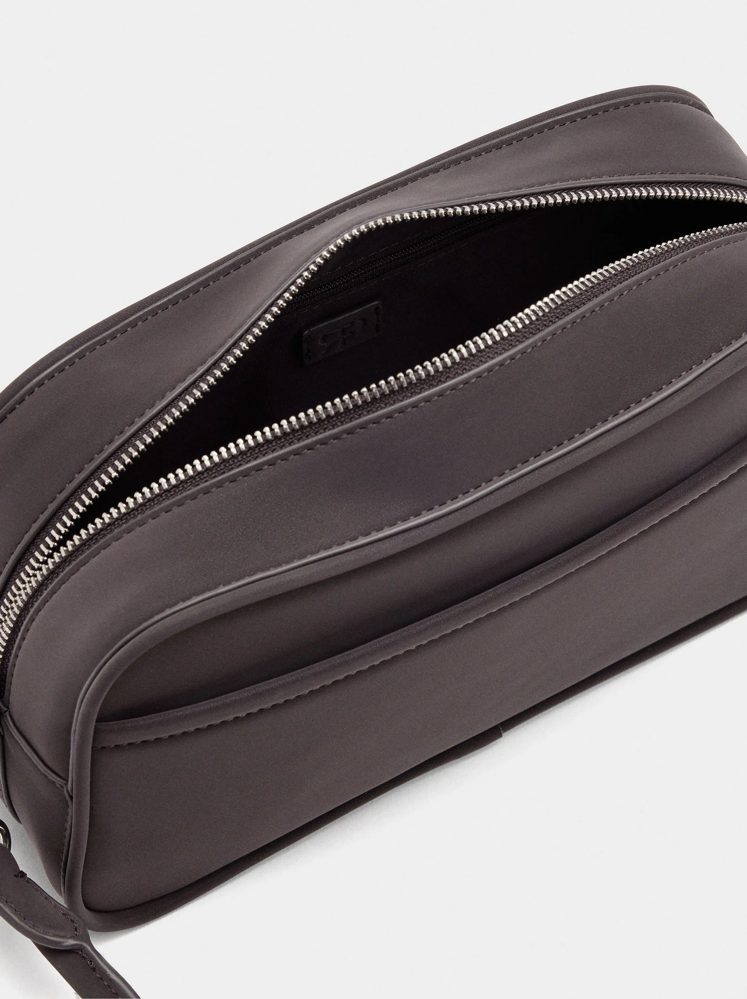 Bolso de hombro de textura suave M