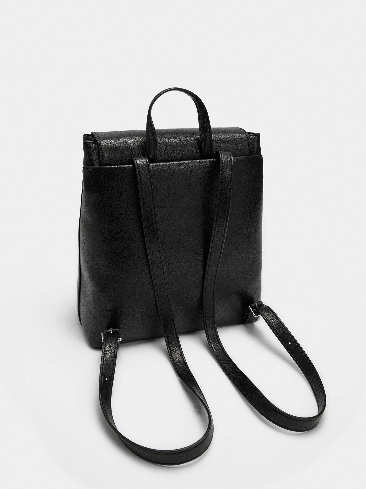 Mochila con cierre giratorio