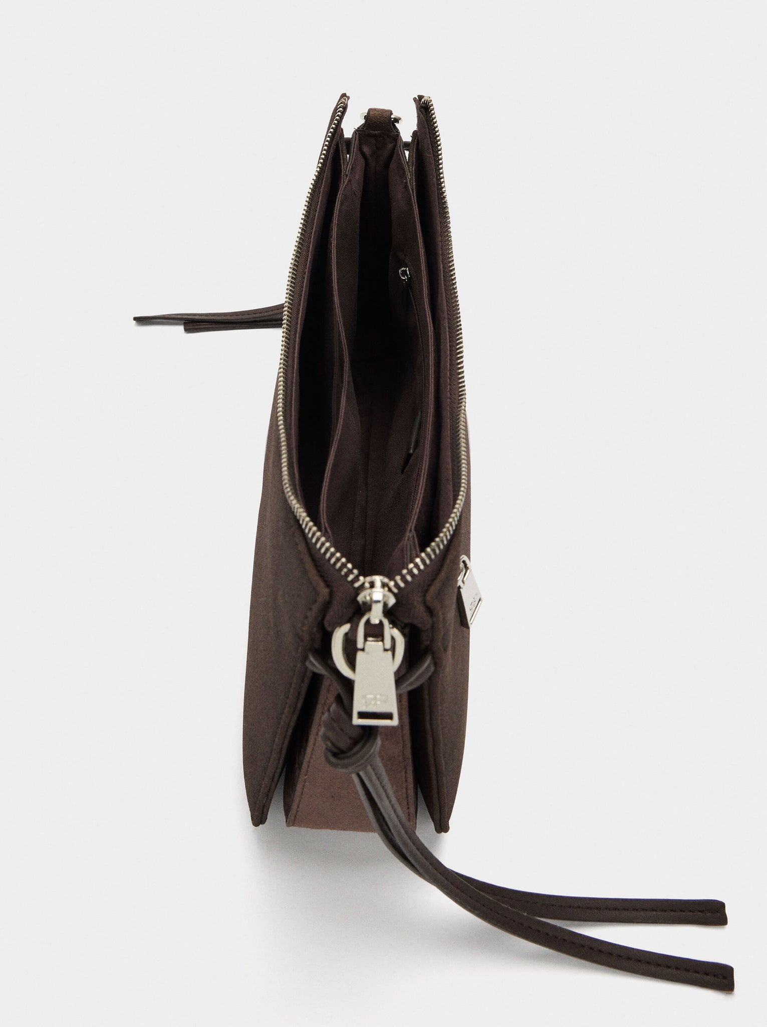 Bolso bandolera con tiras laterales