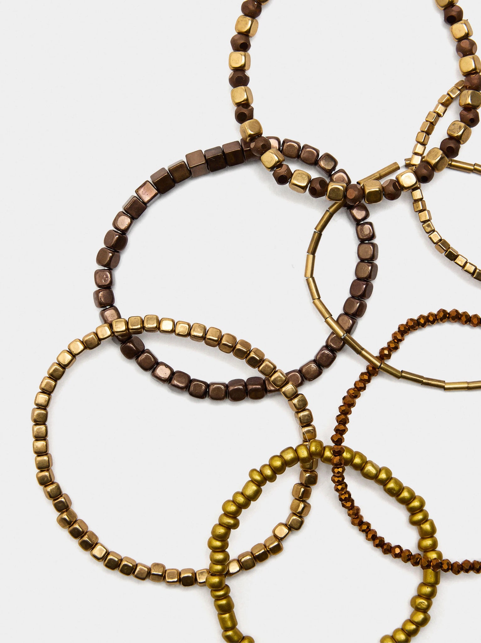 Set de pulseras elásticas con cuentas