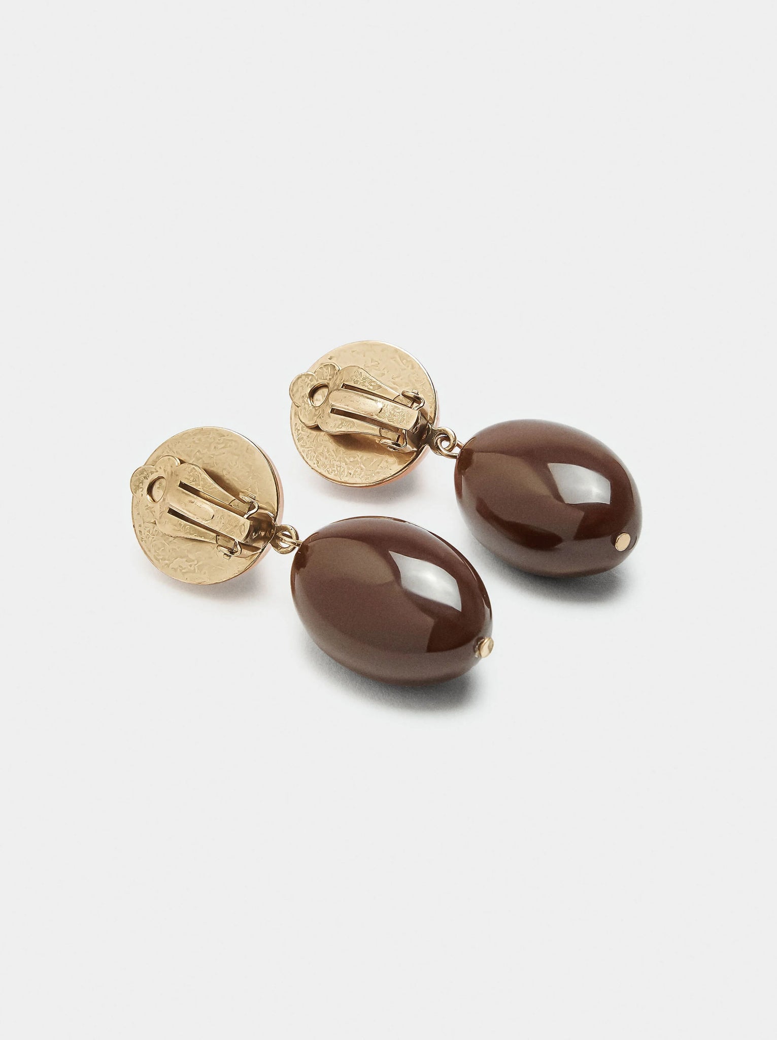 Pendientes largos de resina