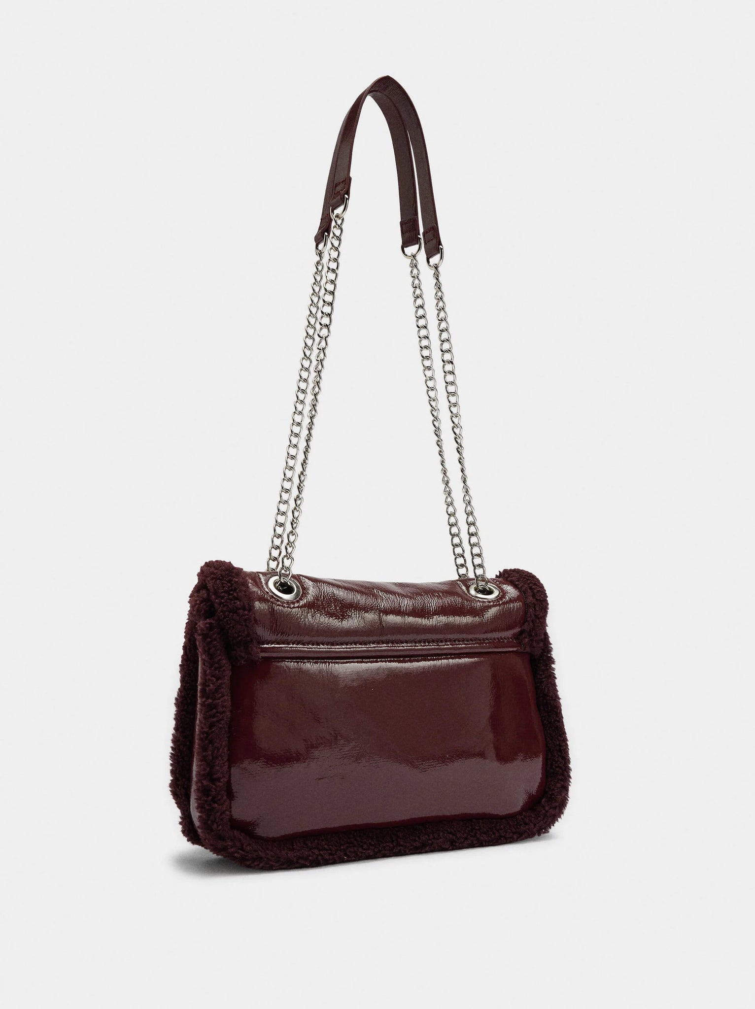 Bolso de hombro con bordes efecto pelo