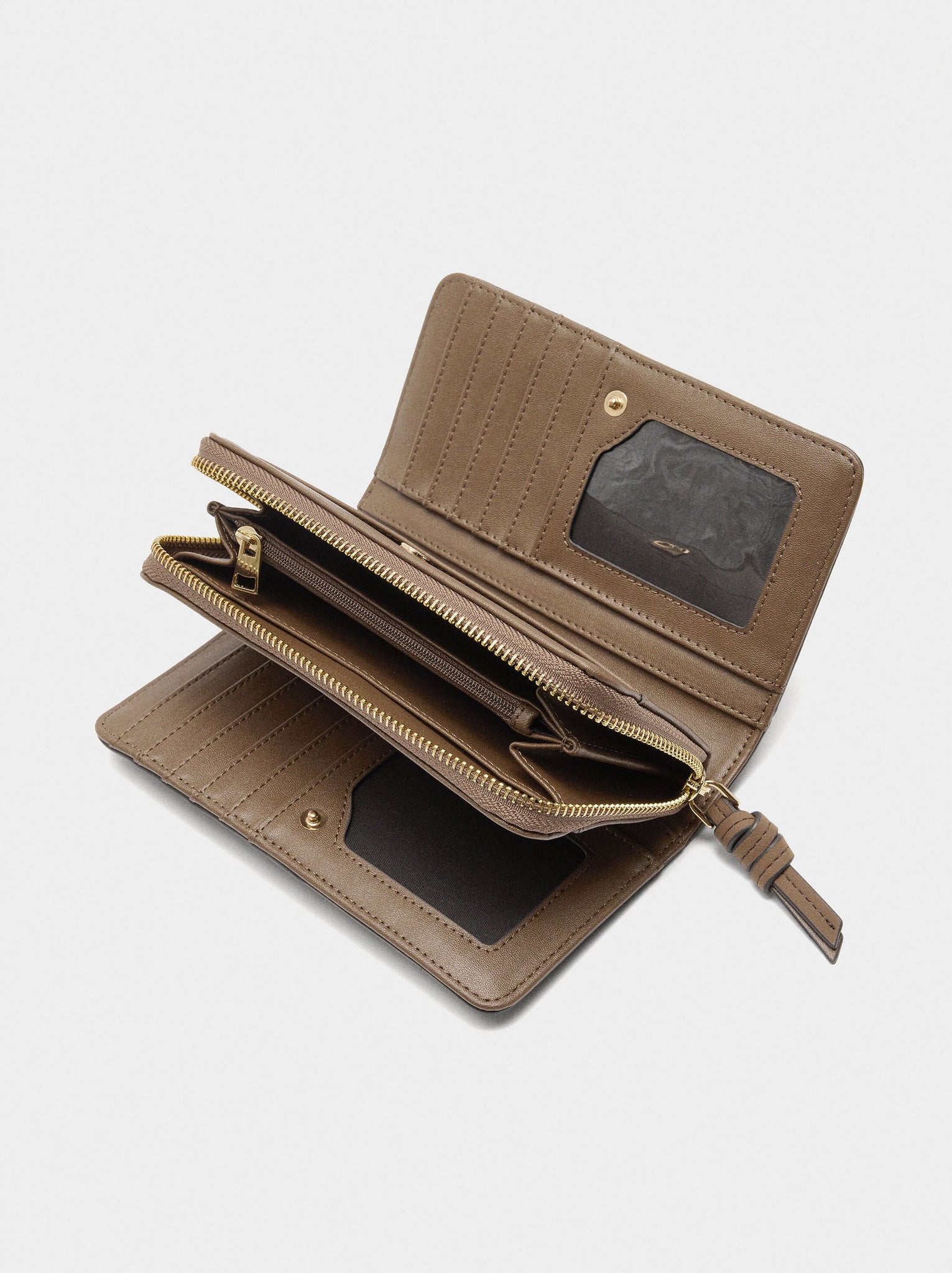 Cartera lisa con hebilla