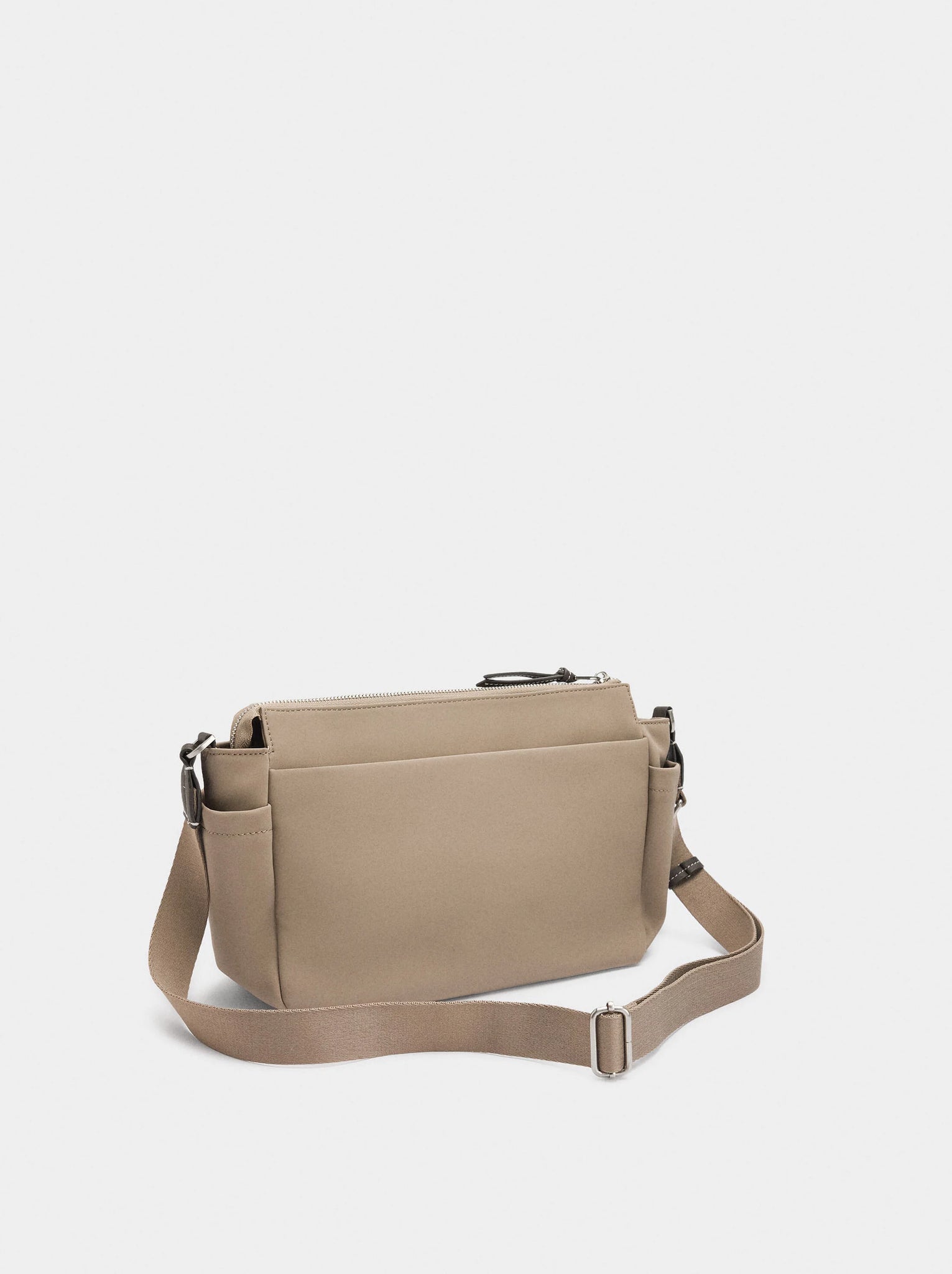 Bolso bandolera efecto nylon
