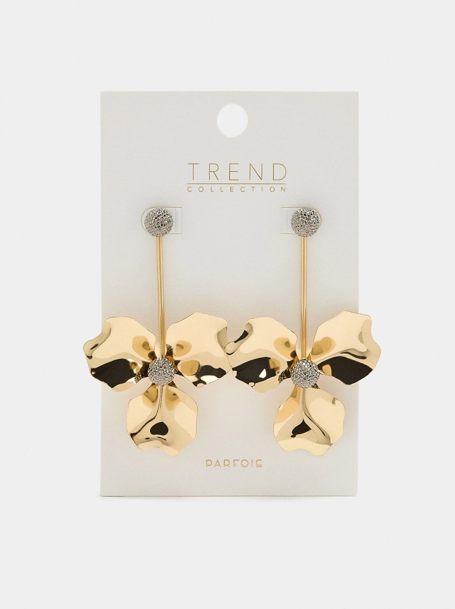 Pendientes largos con flor