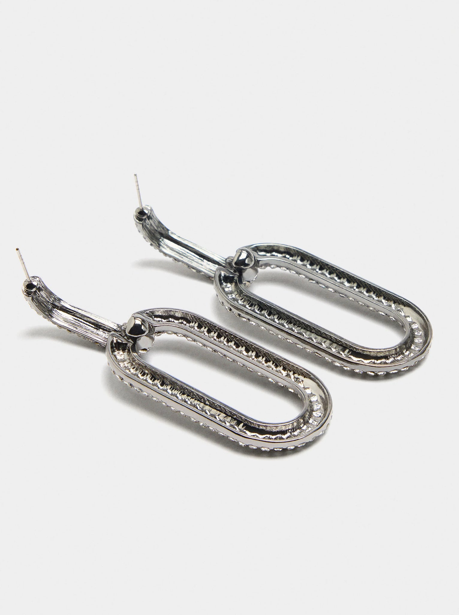 Pendientes largos de aros con cristales